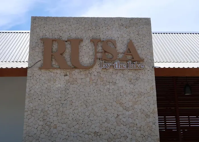 Hotel Rusa By The 4*