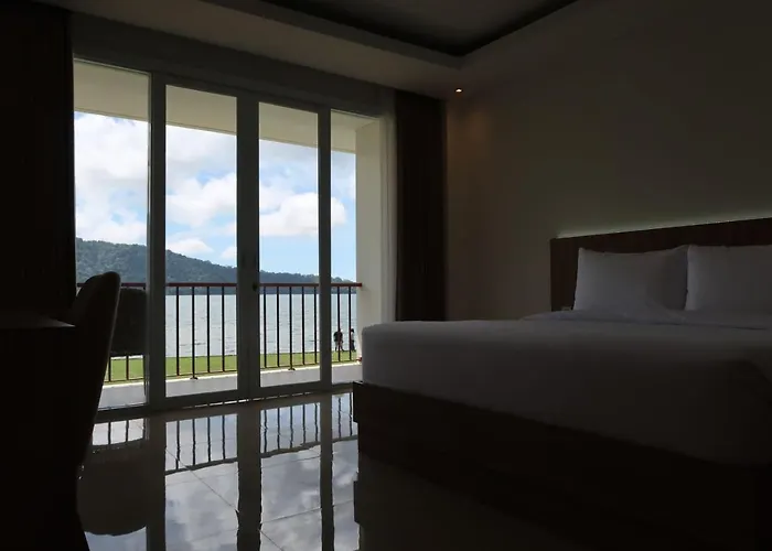 Hotel Rusa By The