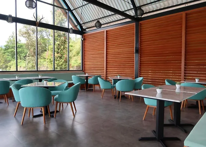 Hotel Rusa By The 4*